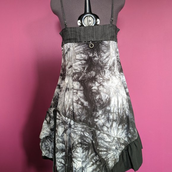 Forla Paris Ava Sleeveless Mini Dress in Black & White - Picture 9 of 13